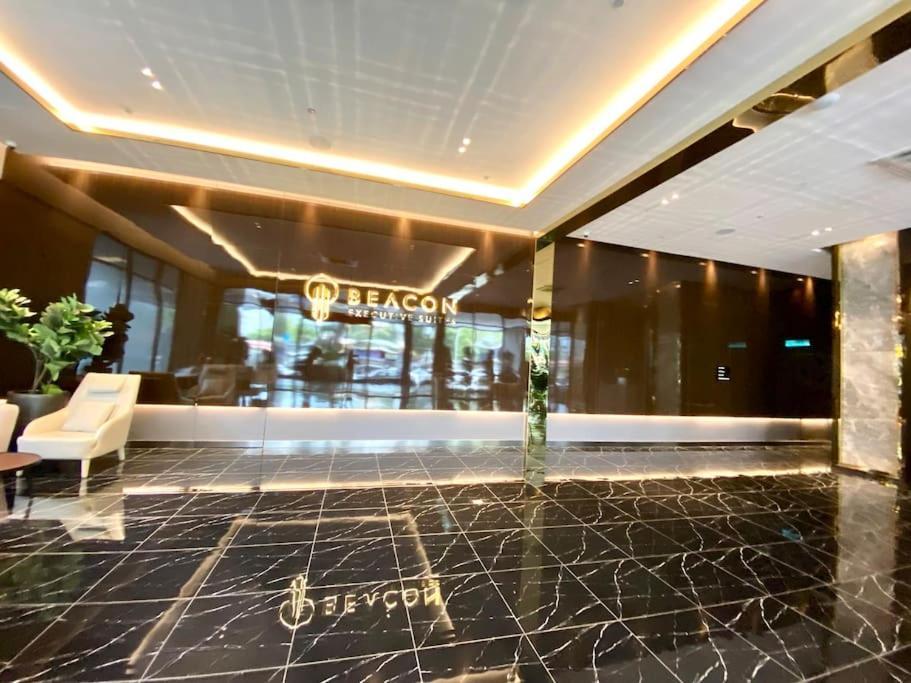 Beacon Executive #modern Chic #skypool #georgetown #5pax #2br 2bath #2queen 1single #quality Well Maintained #private Host