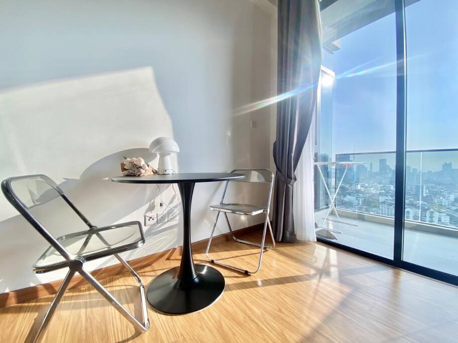 Beacon Executive #modern Chic #skypool #georgetown #5pax #2br 2bath #2queen 1single #quality Well Maintained #private Host *