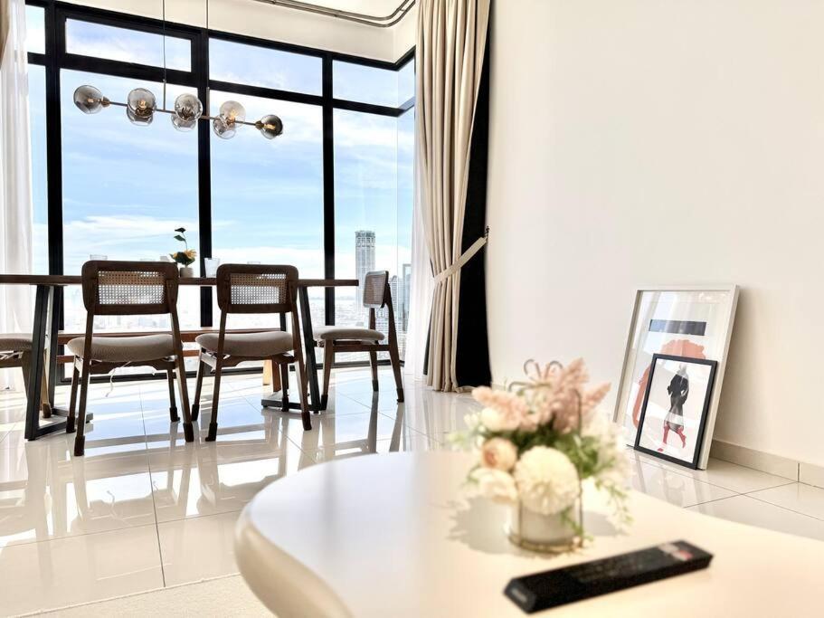 Beacon Executive #modern Chic #skypool #georgetown #5pax #2br 2bath #2queen 1single #quality Well Maintained #private Host Apartment *